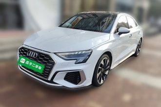 奥迪A3 2022款 A3L Limousine 35 TFSI 时尚运动型