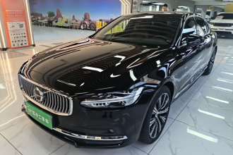 沃尔沃S90 2025款 B5 智雅豪华版