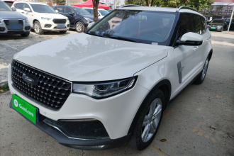 众泰T700 2017款 1.8T 双离合尊贵型