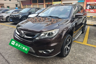 比亚迪S7 2015款 2.0T 升级版 自动尊贵型