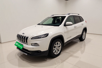 Jeep 自由光 2016款 2.4L 专业版