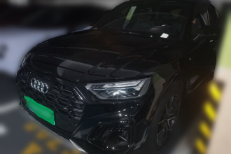 奥迪Q5L 2024款 40 TFSI 豪华动感型