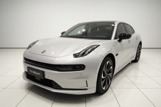 极氪001 2022款 长续航双电机 WE版