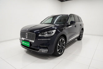 林肯 飞行家 2022款 3.0T V6 四驱行政版