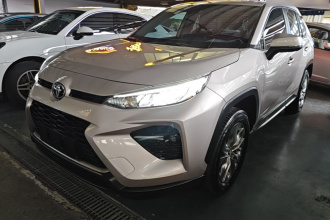 丰田 威兰达 2023款 2.0L CVT两驱都市版