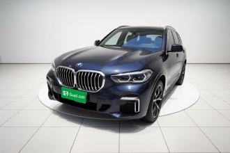 宝马X5 2022款 改款 xDrive 40Li M运动套装