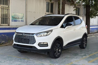 比亚迪 元新能源 2019款 EV360 智联领尚型