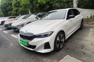 宝马i3 2023款 eDrive 40 L 曜夜运动套装