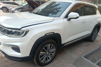 长安CS35PLUS 2019款 1.6L 手动酷联版