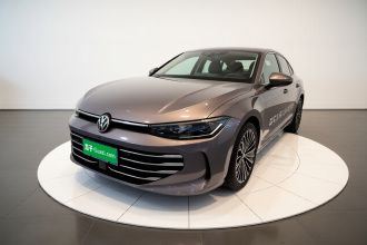 大众 帕萨特 2025款 Pro 380TSI 龙尊版