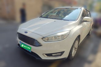 福特 福克斯 2015款 三厢 1.6L 自动风尚型