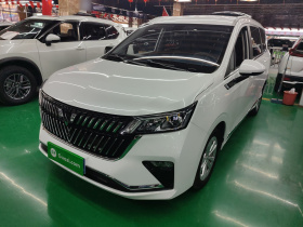 五菱汽车 五菱佳辰 2022款 1.5T CVT智享豪华型