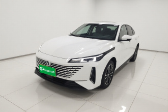 长安 逸达 2023款 蓝鲸NE 1.5T GDI DCT尊享型