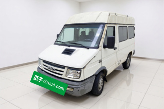 依维柯得意 2014款 2.5T-A35 NJ6484ACM47Z4