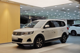 东风风行 景逸X6 2017款 劲享系列 1.5T CVT尊享型