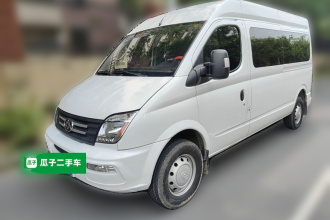 上汽大通MAXUS 新途V80 2021款 2.0T 手动经典傲运通127PS中轴中顶6/7/8/9座