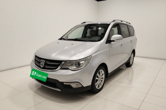 宝骏730 2014款 1.5L 手动标准型 7座