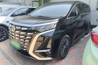 腾势D9 2024款 DM-i 980 四驱尊贵型