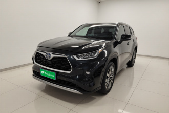 丰田 汉兰达 2022款 双擎 2.5L 四驱尊贵版 7座