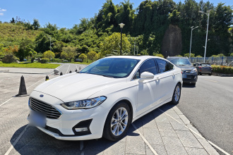 福特 蒙迪欧 2020款 EcoBoost 180 时尚型