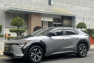 一汽丰田bZ4X 2022款 四驱高性能PRO版