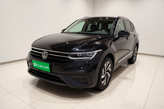 大众 途观L 2025款 出众款 300TSI 自动两驱龙腾版