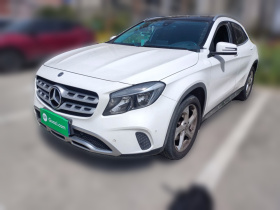 奔驰GLA 2019款 GLA 200 动感型