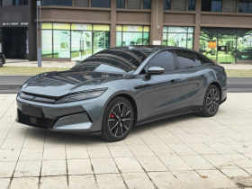 比亚迪 汉L 2025款 EV 701KM激光雷达旗舰型