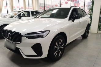 沃尔沃XC60 2022款 B5 四驱智逸运动版