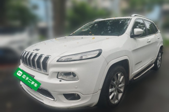 Jeep 自由光 2017款 2.4L 专业版