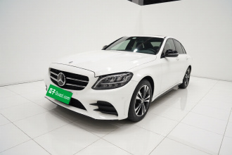 奔驰C级 2019款 C 260 运动版