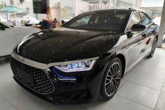 比亚迪 汉 2022款 DM-i 121KM 尊贵型