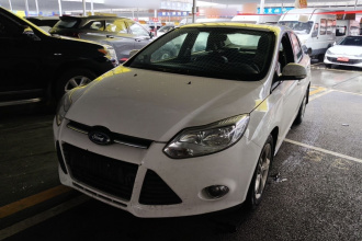 福特 福克斯 2012款 三厢 1.6L 自动风尚型