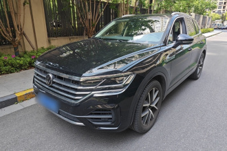 大众 途锐 2021款 3.0TSI 锐享版 经典运动套装