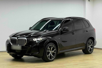 宝马X5 2023款 xDrive 30Li 尊享型M运动曜夜套装