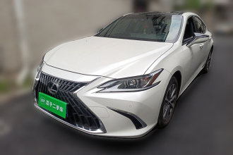 雷克萨斯ES 2023款 200 卓越版