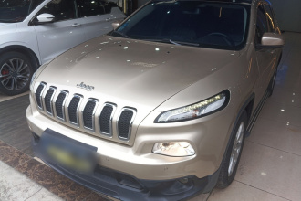 Jeep 自由光 2016款 2.0L 优越版