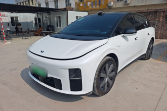 理想汽车 理想i6 2025款 四驱标准版