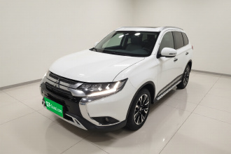 三菱 欧蓝德 2019款 2.4L 四驱致享版 5座 国V