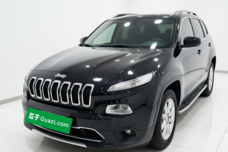 Jeep 自由光 2017款 2.0L 优越版