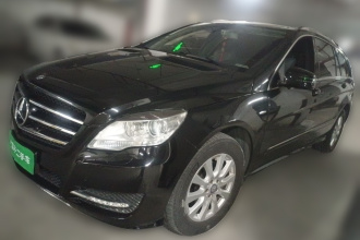 奔驰R级 2017款 R 320 4MATIC 商务型臻藏版