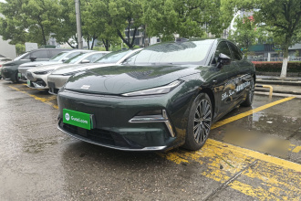 吉利银河 银河星耀8 2025款 130km EM-P 星舰版