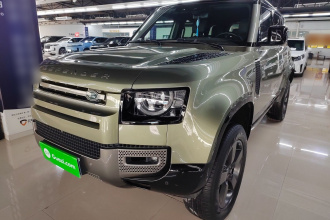 路虎卫士 2023款 改款 110 3.0T P400 X-DYNAMIC HSE