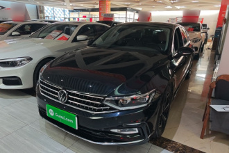 大众 迈腾 2023款 200万辆纪念版 330TSI DSG领先型