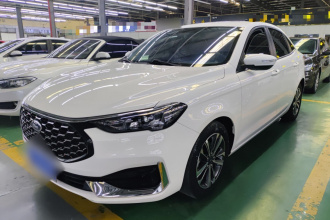 福特 福睿斯 2021款 1.5L 自动钻石版