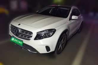 奔驰GLA 2018款 GLA 200 动感型