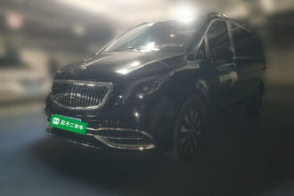 奔驰 威霆 2023款 2.0T 精英版 7座