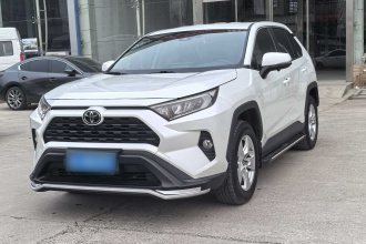丰田 RAV4荣放 2021款 2.0L CVT两驱都市版
