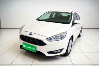 福特 福克斯 2015款 两厢 1.6L 自动舒适型