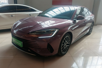 比亚迪 海豹 2023款 DM-i 1.5L 121km 尊贵型